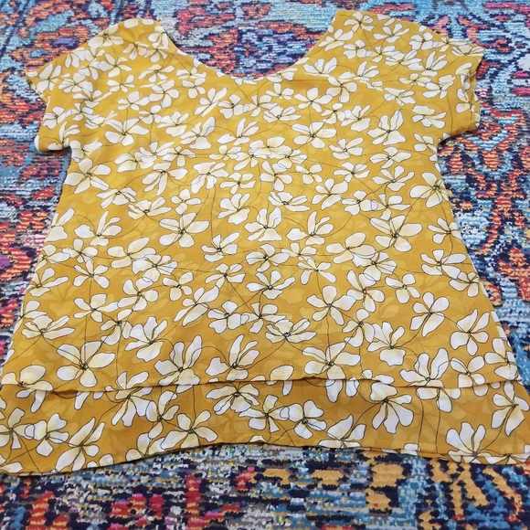 💘 Cabi Throve Floral Print Blouse Style 3598 - Picture 5 of 6